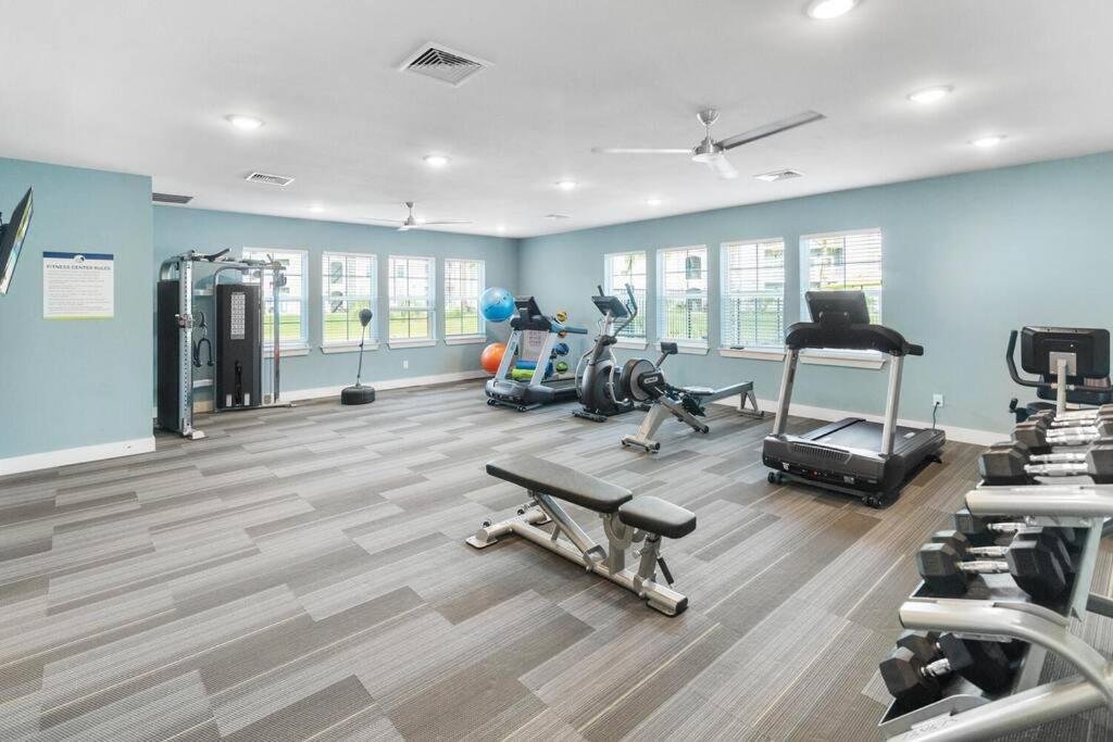 Elegant 1Br/1Ba Condo With Pool, Gym And Laundry Melbourne Exterior photo